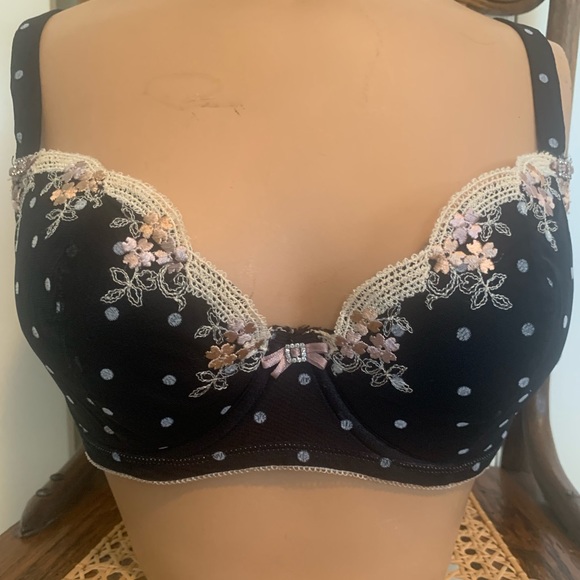 Black Floral Sexy Feminine Pretty FeLiNa  Underwire Lightly Padded Bra 34D - Picture 1 of 14